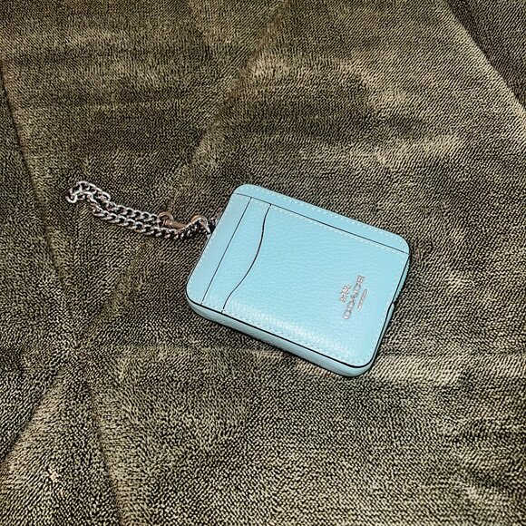 Coach Zip Card Case - Picture 1 of 2